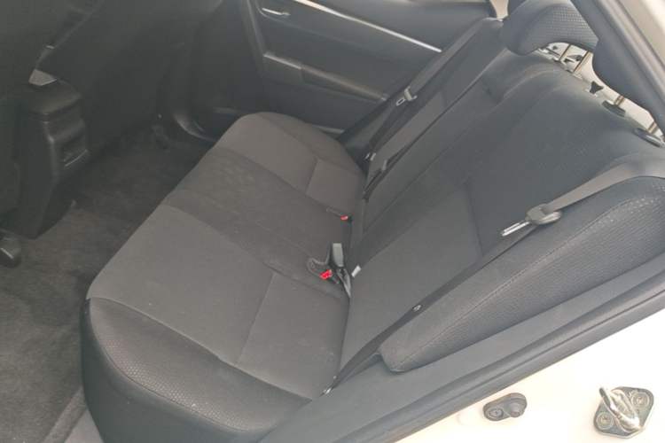 Used Toyota Corolla 2017 Revised Version 1.2T S-CVT GL-i Left Rear Seat