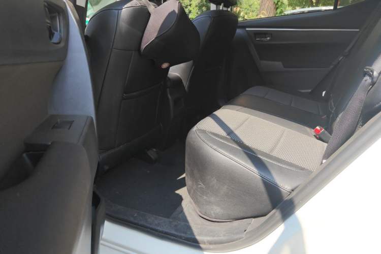 Used Toyota Corolla 2017 Revised Version 1.2T S-CVT GL-i Left Rear Seat