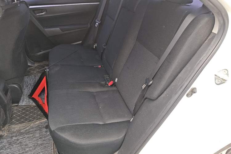 Used Toyota Corolla 2017 Revised Version 1.2T S-CVT GL-i Left Rear Seat