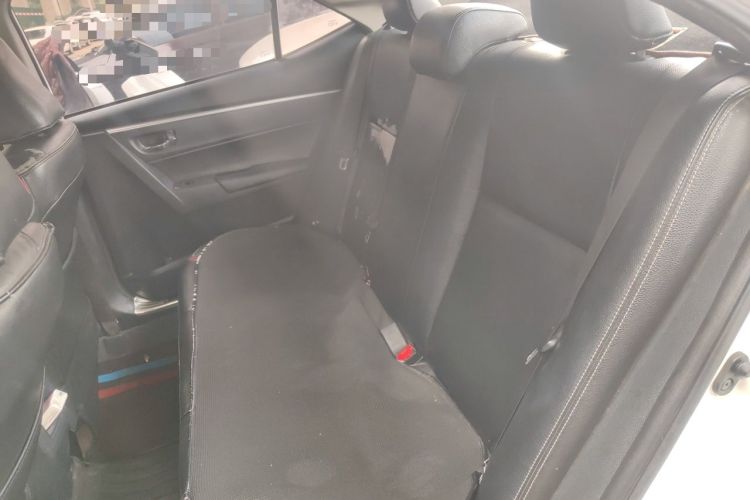 Used Toyota Corolla 2017 Revised Dual-Engine 1.8L E-CVT Leading Edition Left Rear Seat