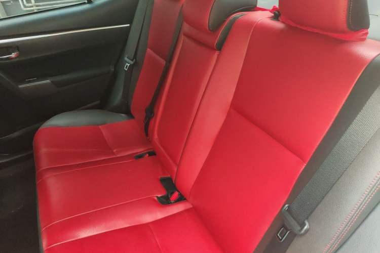 Used Toyota Corolla 2017 Revised Version 1.2T Manual GL-i Left Rear Seat