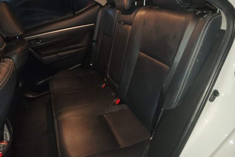 Used Toyota Corolla 2017 Revised Version 1.2T S-CVT GL-i Left Rear Seat