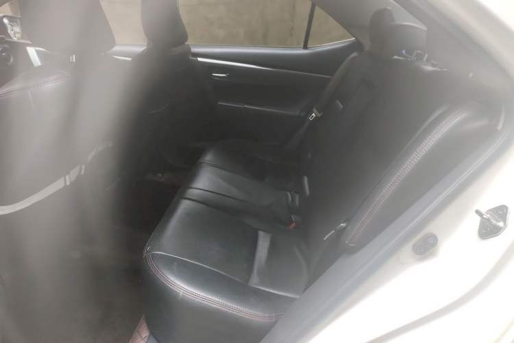 Used Toyota Corolla 2017 Revised Version 1.2T S-CVT GL-i Leather Edition Left Rear Seat