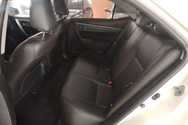 Used Toyota Corolla 2017 1.6L CVT GL Left Rear Seat