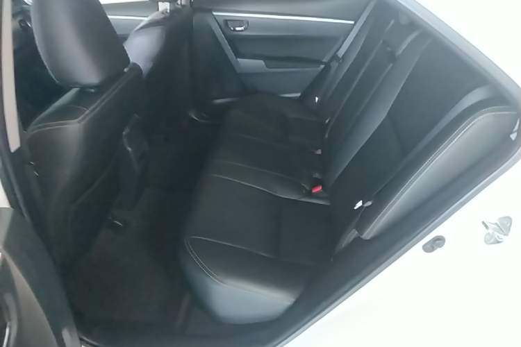 Used Toyota Corolla 2017 Revised Version 1.2T Manual GL-i Left Rear Seat