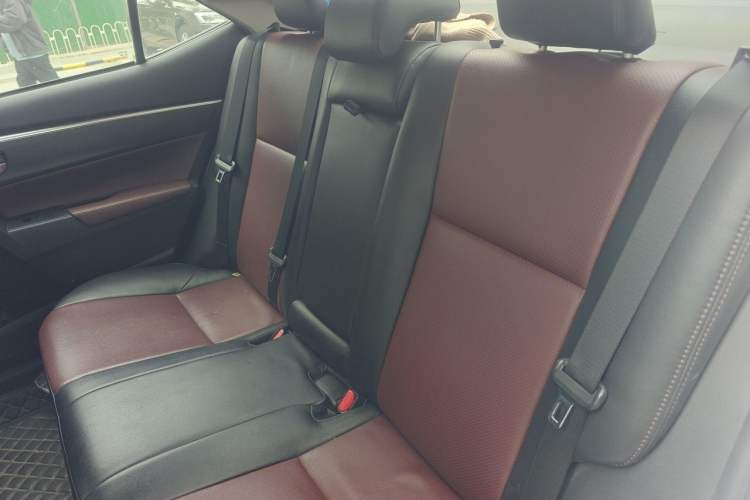Used Toyota Corolla 2017 Revised Version 1.2T S-CVT GL-i Left Rear Seat