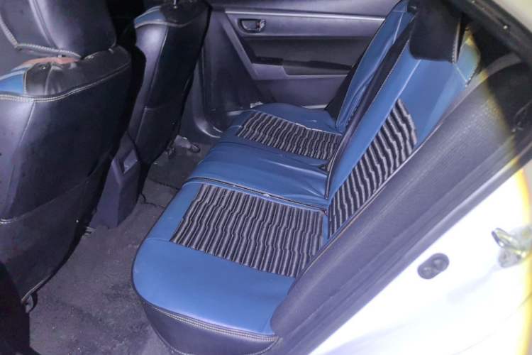 Used Toyota Corolla 2017 Revised Dual-Engine 1.8L E-CVT Leading Edition Left Rear Seat