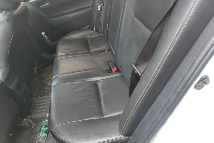 Used Toyota Corolla 2017 Revised Dual-Engine 1.8L E-CVT Elite Edition Left Rear Seat