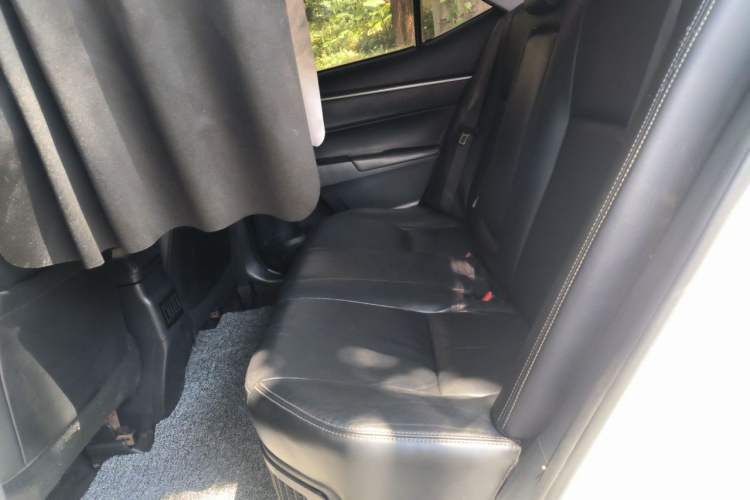 Used Toyota Corolla 2017 Revised Dual-Engine 1.8L E-CVT Elite Edition Left Rear Seat