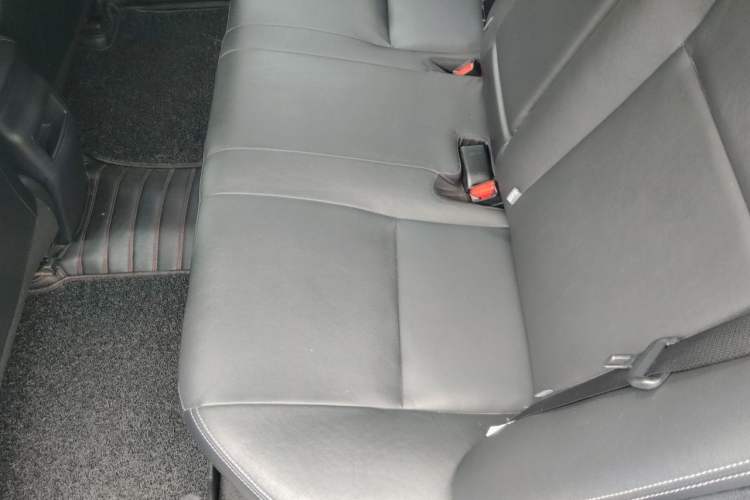 Used Toyota Corolla 2017 Revised Dual-Engine 1.8L E-CVT Elite Edition Left Rear Seat