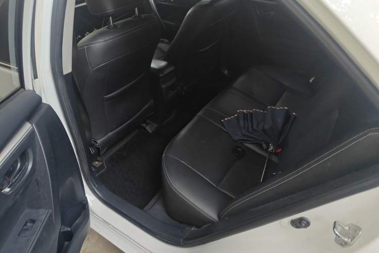 Used Toyota Corolla 2017 1.2T CVT GL Left Rear Seat