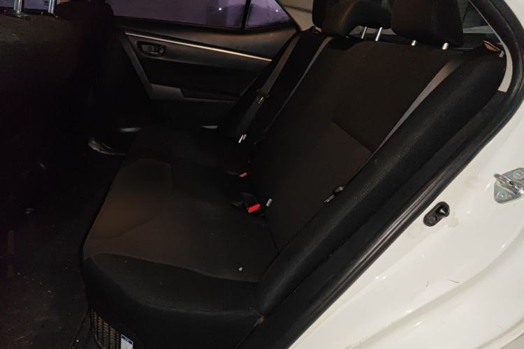 Used Toyota Corolla 2017 Revised Dual-Engine 1.8L E-CVT Leading Edition Left Rear Seat