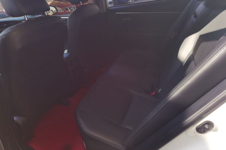 Used Toyota Corolla 2017 Revised Dual-Engine 1.8L E-CVT Elite Edition Left Rear Seat