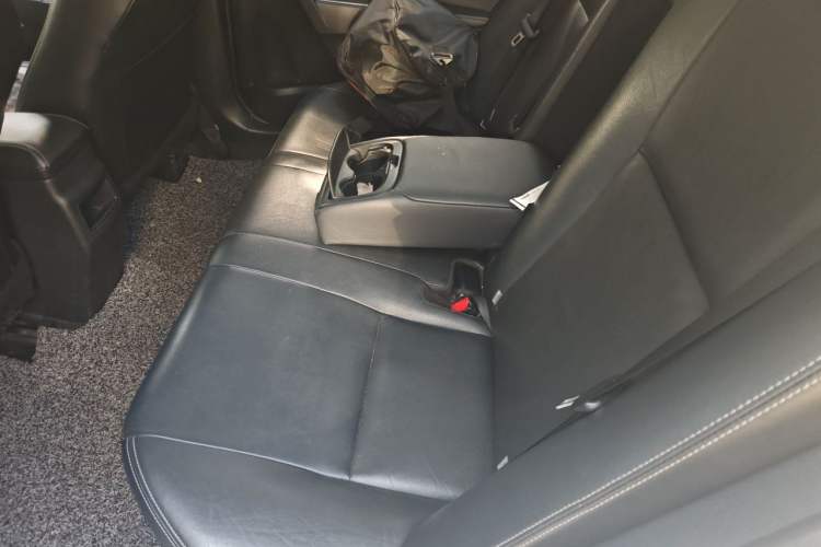 Used Toyota Corolla 2017 Revised Dual-Engine 1.8L E-CVT Elite Edition Left Rear Seat