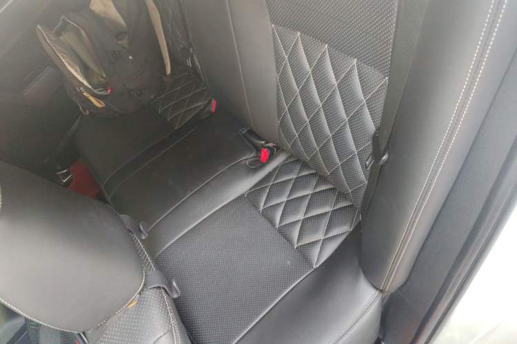 Used Toyota Corolla 2017 Revised Dual-Engine 1.8L E-CVT Leading Edition Left Rear Seat