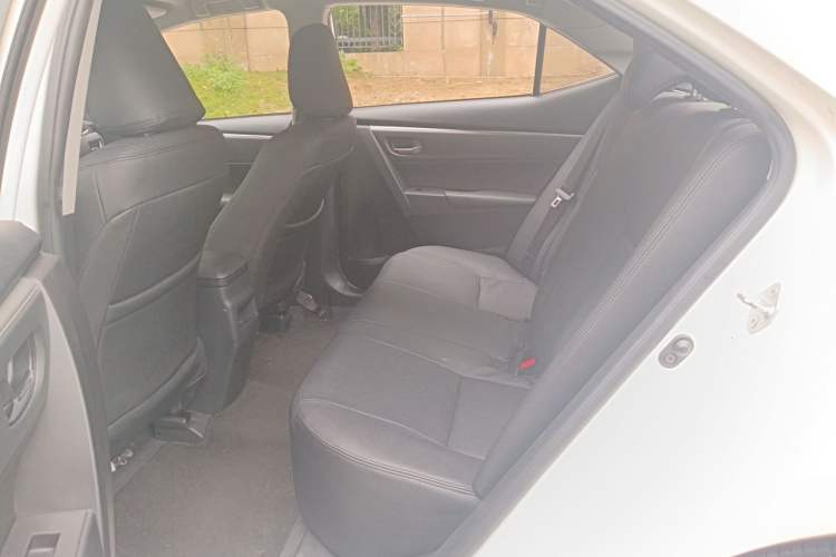 Used Toyota Corolla 2017 1.2T CVT GL Left Rear Seat