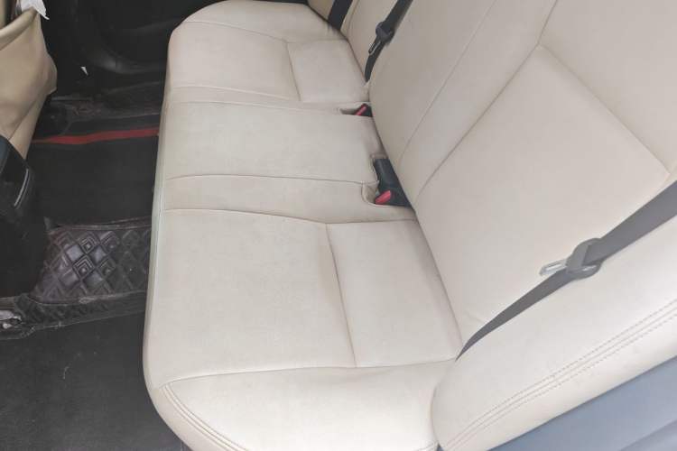 Used Toyota Corolla 2017 Revised Dual-Engine 1.8L E-CVT Leading Edition Left Rear Seat