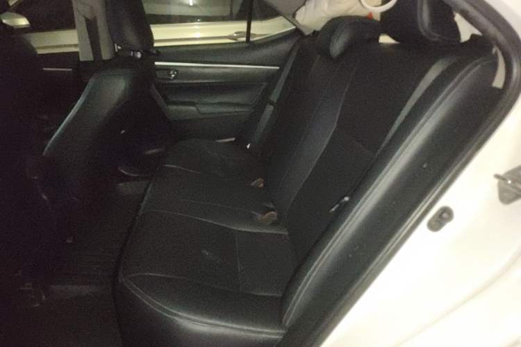 Used Toyota Corolla 2017 Revised Version 1.2T S-CVT GL Left Rear Seat