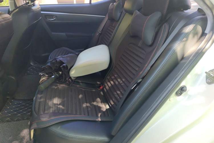 Used Toyota Corolla 2017 1.6L CVT GL Left Rear Seat