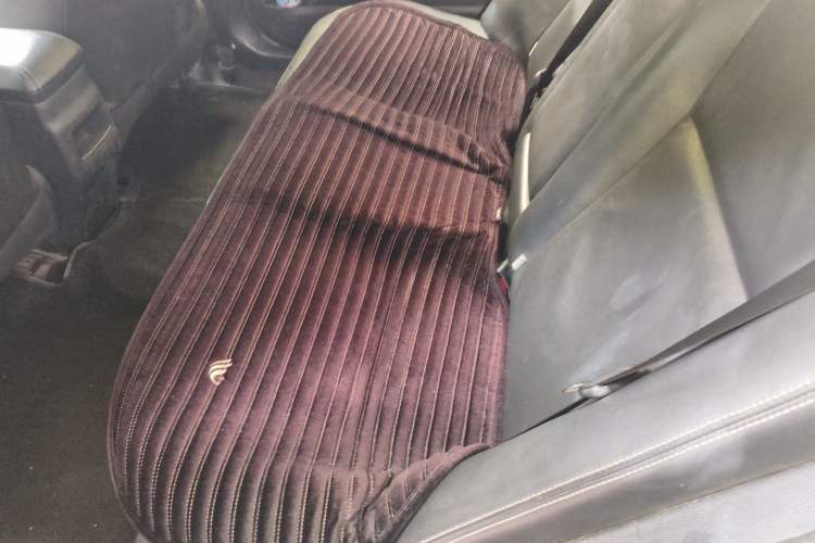 Used Toyota Corolla 2017 Revised Dual-Engine 1.8L E-CVT Elite Edition Left Rear Seat