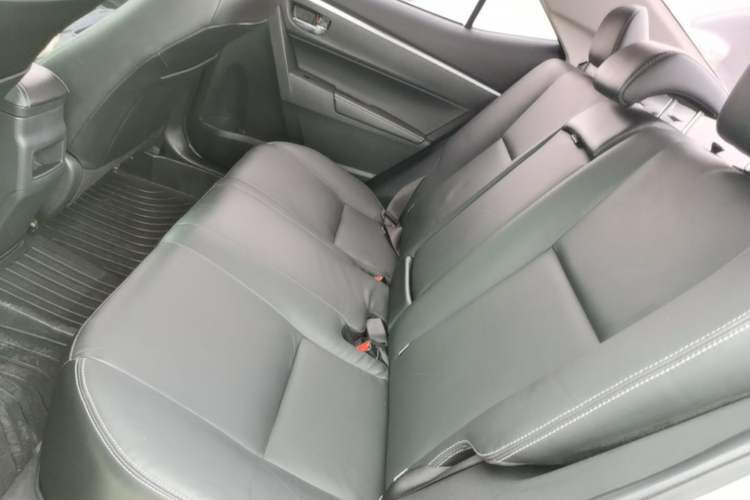 Used Toyota Corolla 2017 Revised Version 1.2T S-CVT GL-i Leather Edition Left Rear Seat