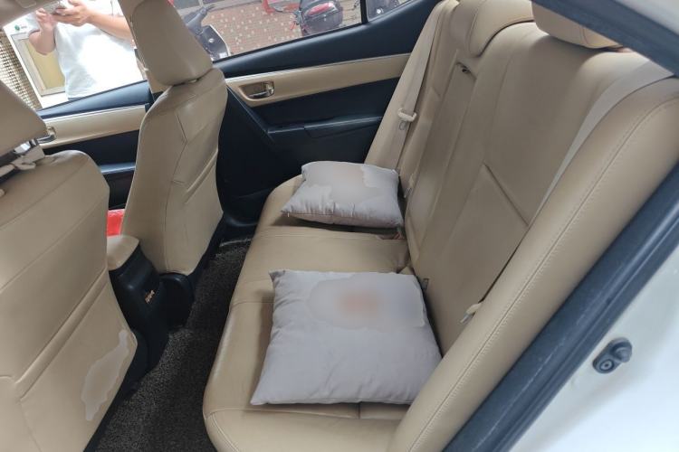 Used Toyota Corolla 2017 Revised Dual-Engine 1.8L E-CVT Elite Edition Left Rear Seat