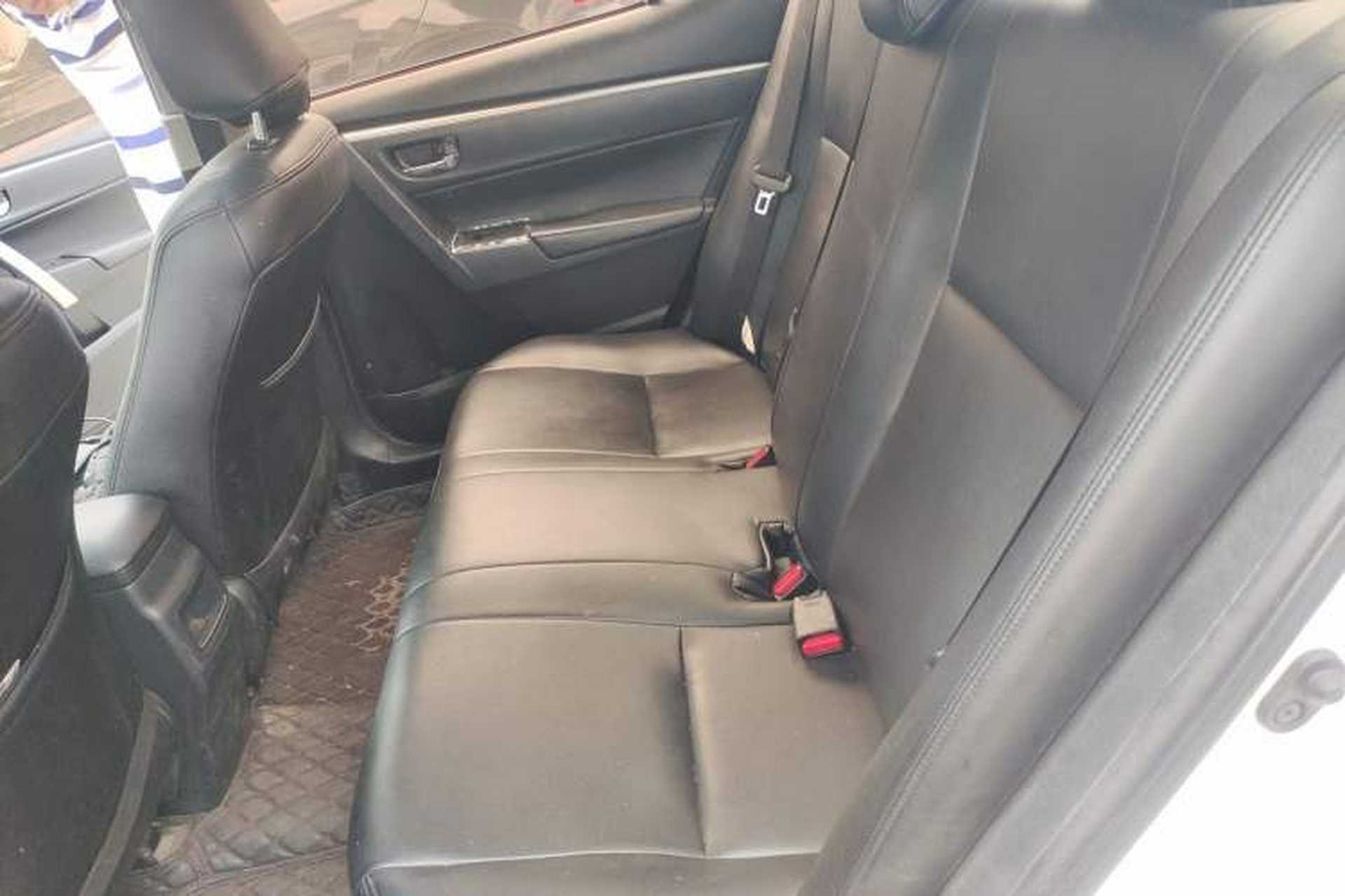 Used Toyota Corolla 2017 Revised Dual-Engine 1.8L E-CVT Leading Edition Left Rear Seat