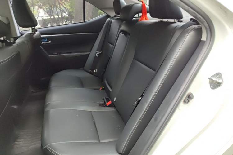Used Toyota Corolla 2017 Revised Dual-Engine 1.8L E-CVT Elite Edition Left Rear Seat