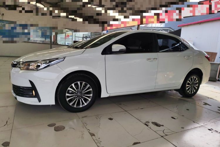 Used Toyota Corolla 2017 Revised Version 1.2T S-CVT GL Left Side
