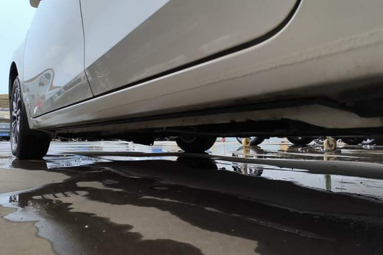 Used Toyota Corolla 2017 Revised Version 1.2T S-CVT GL Left Side Sill