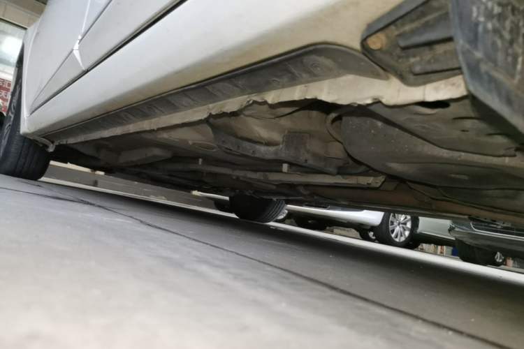 Used Toyota Corolla 2017 Revised Version 1.2T S-CVT GL-i Left Side Sill