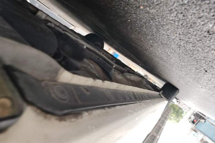 Used Toyota Corolla 2017 Revised Version 1.2T S-CVT GL Left Side Sill
