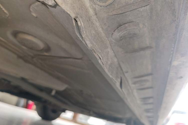 Used Toyota Corolla 2017 Revised Version 1.2T S-CVT GL Left Side Sill