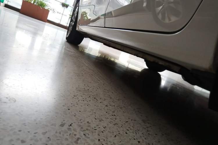 Used Toyota Corolla 2017 Revised Version 1.2T S-CVT GL Left Side Sill