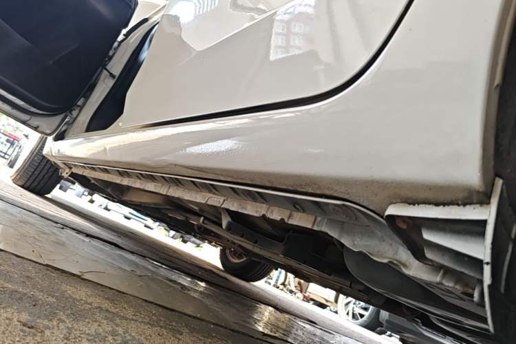 Used Toyota Corolla 2017 1.2T CVT GL Left Side Sill