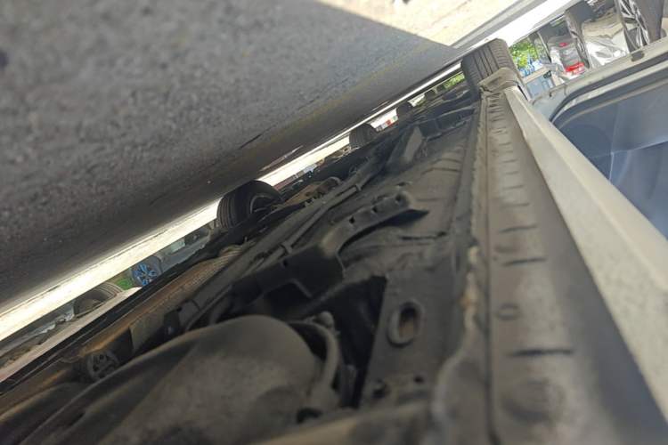 Used Toyota Corolla 2017 Revised Version 1.2T S-CVT GL Left Side Sill