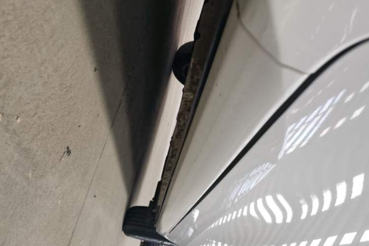 Used Toyota Corolla 2017 Revised Version 1.2T S-CVT GL Left Side Sill