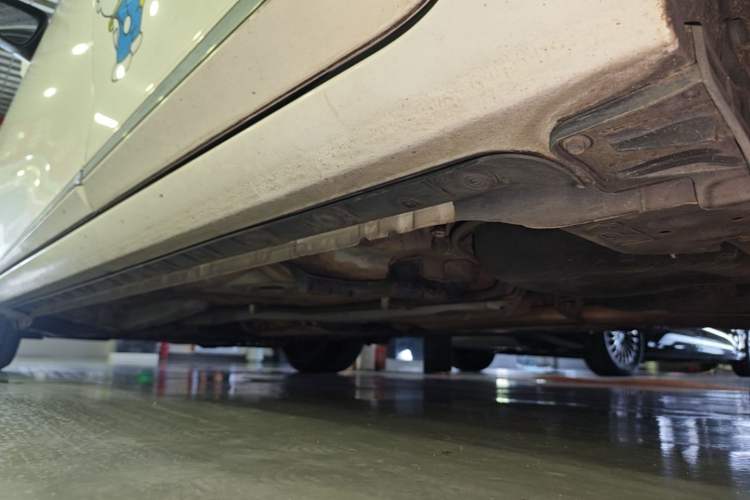 Used Toyota Corolla 2017 Revised Version 1.2T S-CVT GL-i Left Side Sill