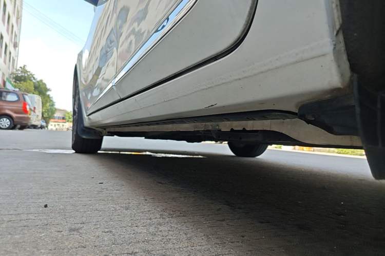 Used Toyota Corolla 2017 Revised Version 1.2T S-CVT GL-i Left Side Sill