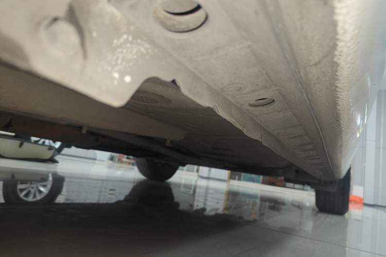 Used Toyota Corolla 2017 Revised Version 1.2T S-CVT GL Left Side Sill
