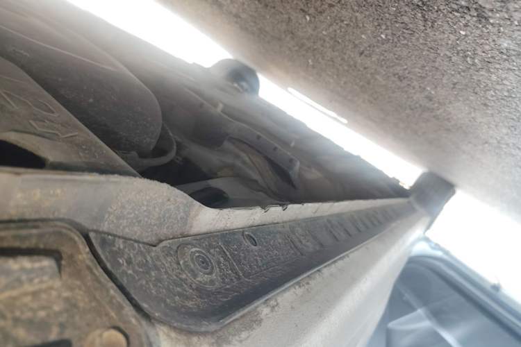Used Toyota Corolla 2017 Revised Version 1.2T S-CVT GL Left Side Sill