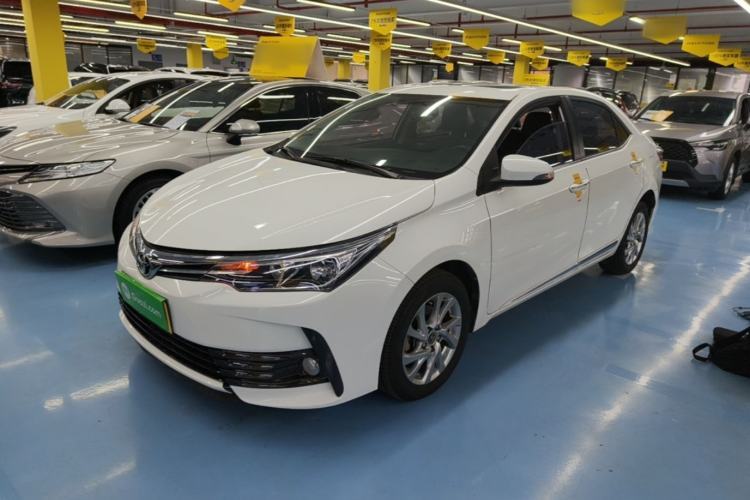 Used Toyota Corolla 2017 Revised Version 1.2T S-CVT GL-i Leather Edition Guazi used car, China used car export, Used car for sale, Used cars, Cheapest cars for sale