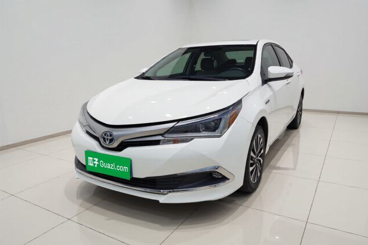 Gebrauchter Toyota Corolla 2017 Revised Dual-Engine 1.8L E-CVT Leading Edition Guazi used car, China used car export, Used car for sale, Used cars, Cheapest cars for sale