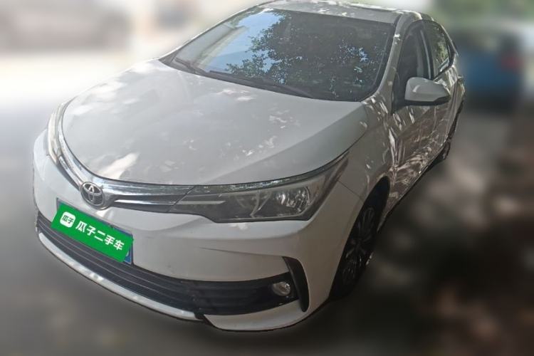 Used Toyota Corolla 2017 Revised Version 1.2T S-CVT GL-i Leather Edition Guazi used car, China used car export, Used car for sale, Used cars, Cheapest cars for sale