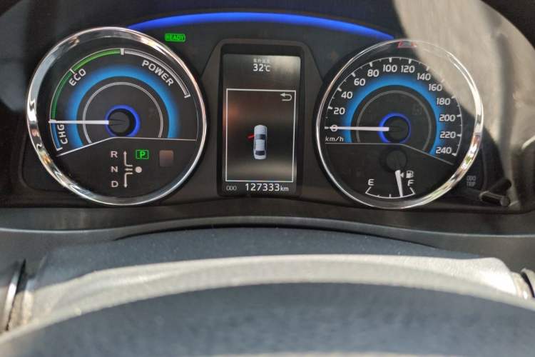 Used Toyota Corolla 2017 Revised Dual-Engine 1.8L E-CVT Elite Edition Odometer Close Up