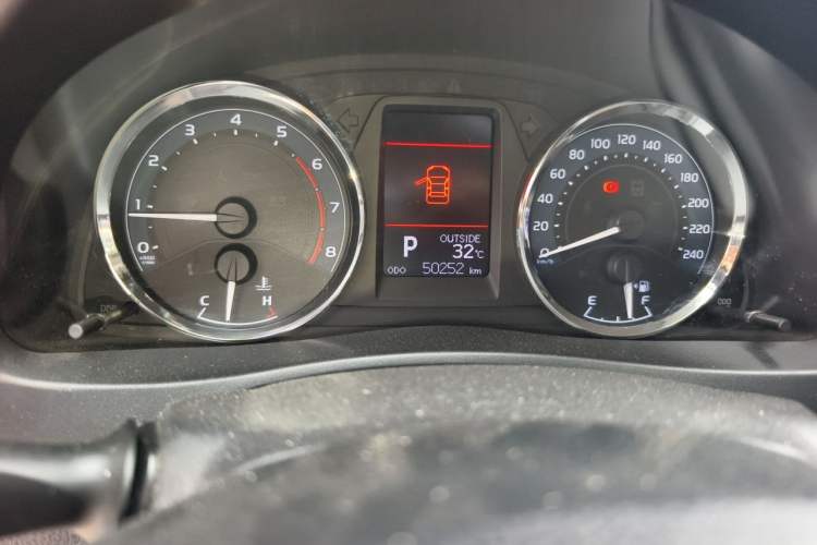Used Toyota Corolla 2017 Revised Version 1.2T S-CVT GL-i Odometer Close Up