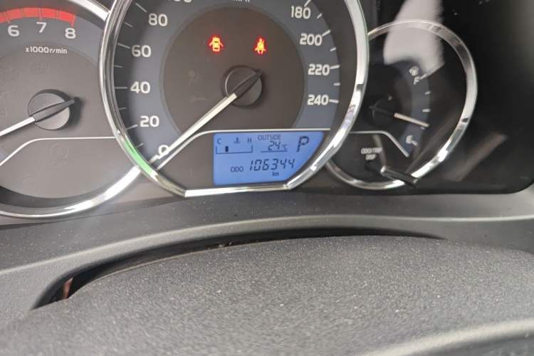 Used Toyota Corolla 2017 Revised Version 1.2T S-CVT GL Odometer Close Up