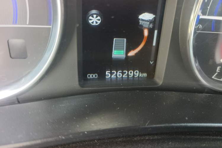 Used Toyota Corolla 2017 Revised Dual-Engine 1.8L E-CVT Elite Edition Odometer Close Up