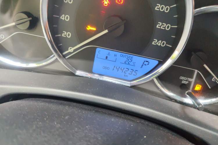 Used Toyota Corolla 2017 Revised Version 1.2T S-CVT GL Odometer Close Up