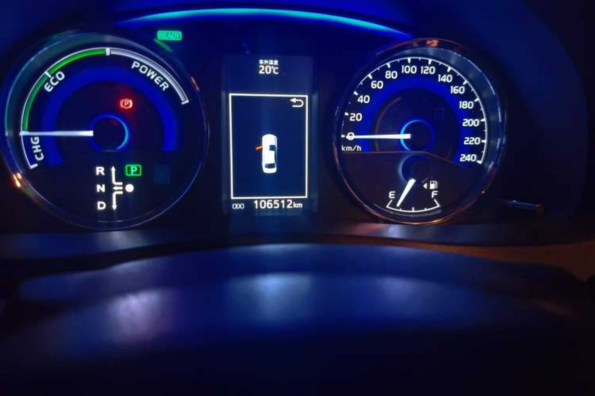 Used Toyota Corolla 2017 Revised Dual-Engine 1.8L E-CVT Leading Edition Odometer Close Up